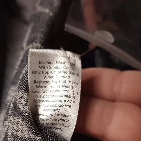 Venus Black Red Floral Cardigan Sweater XS - Picture 7 of 7